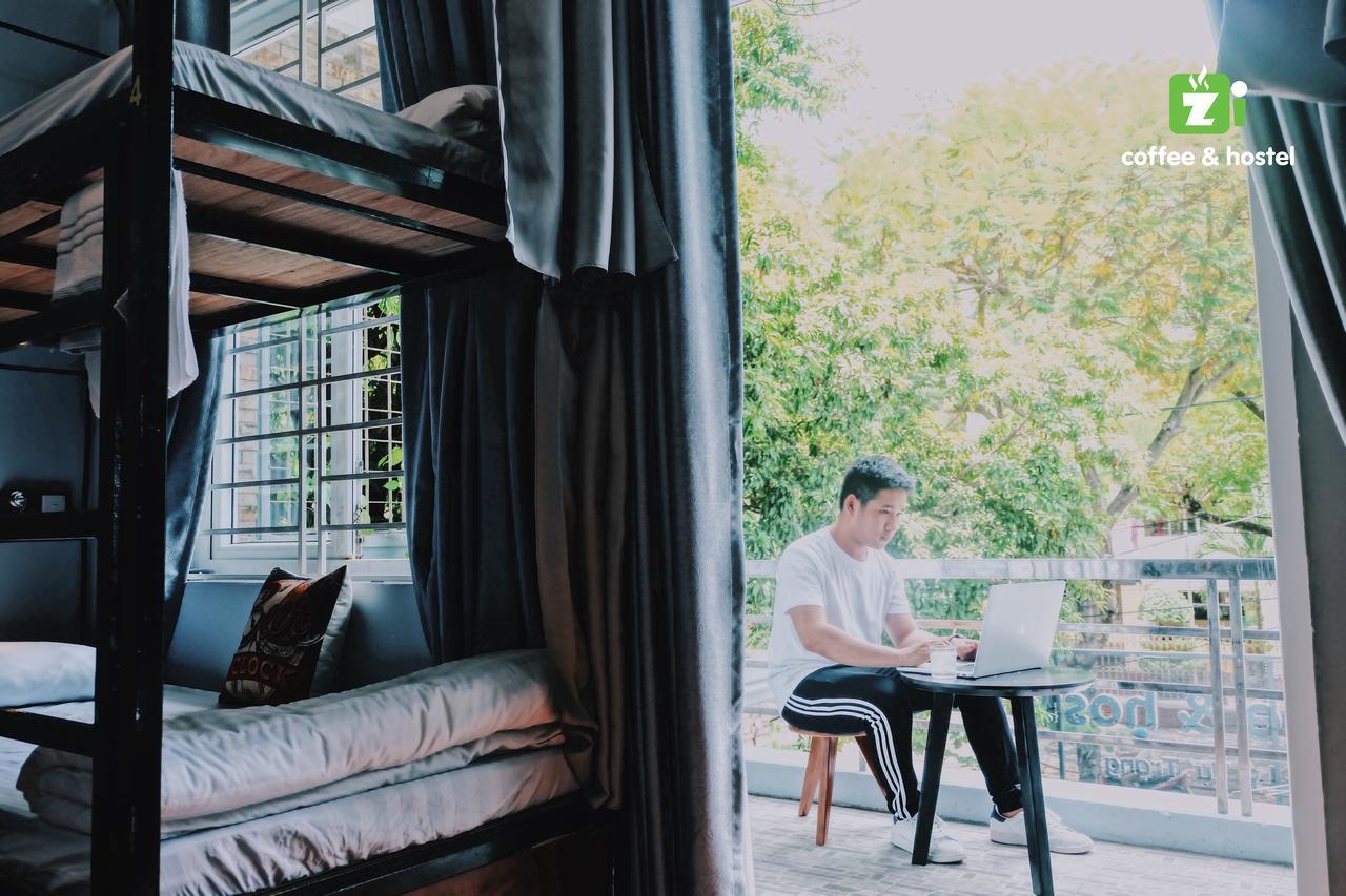 Zi Coffee & Hostel Da Nang Exteriör bild
